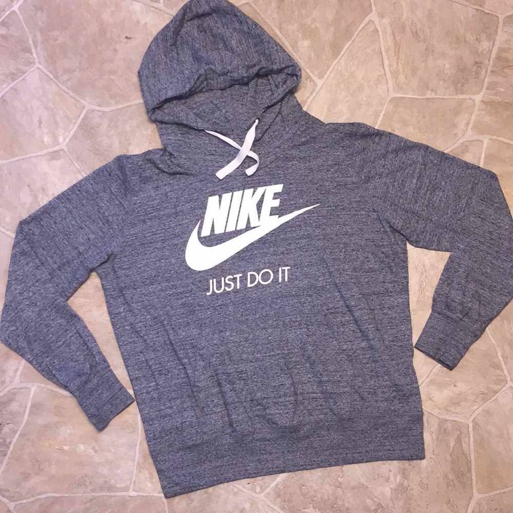 Nike pullover